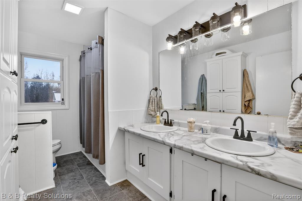 3280 Waltan Road, Vassar, MI 48768 — Photo 12