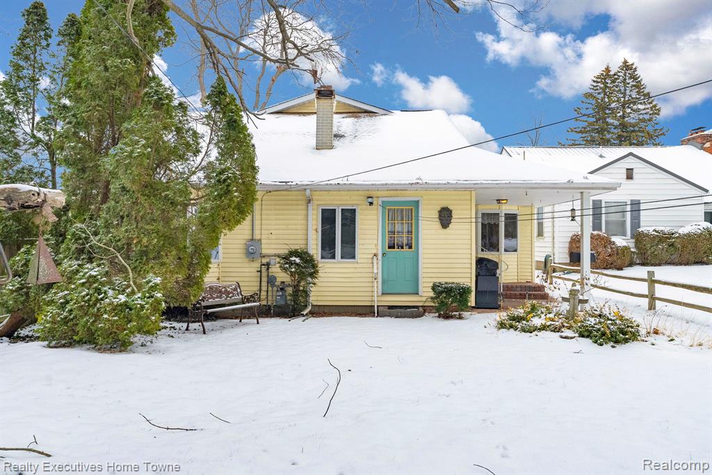 5430 Lakeshore Road, Fort Gratiot, MI 48059 — Photo 13