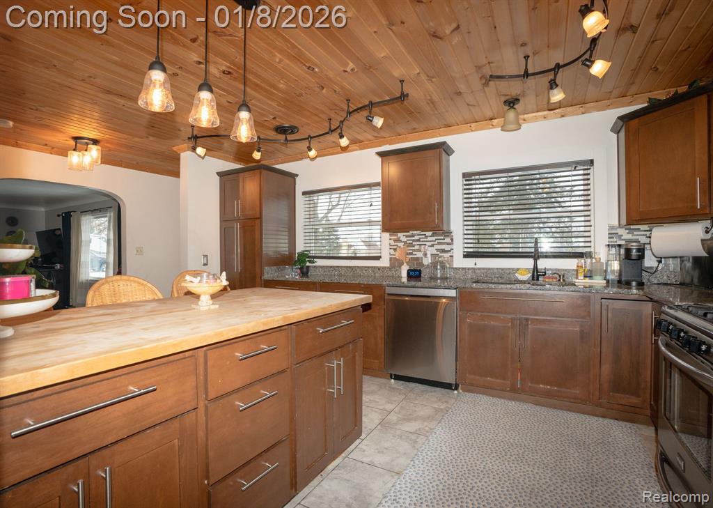 47400 Card Road, Macomb, MI 48044 — Photo 8