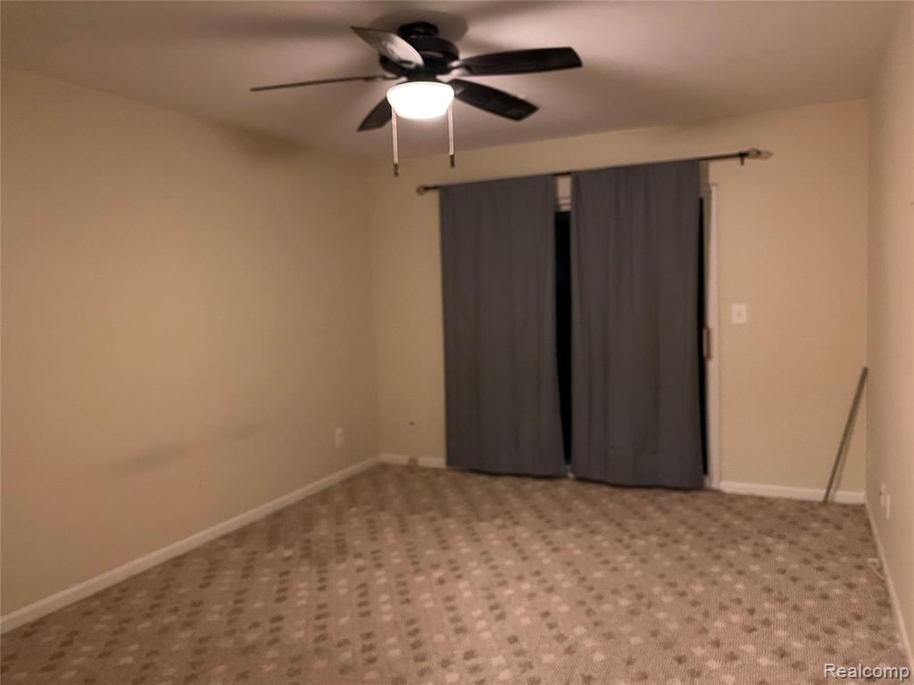 56567 Scotland Boulevard, Utica, MI 48316 — Photo 11