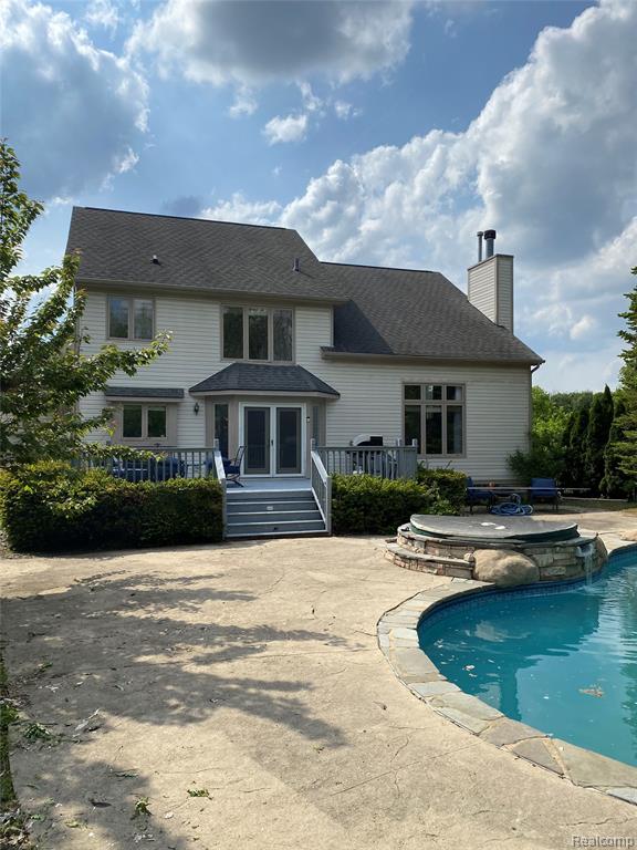 1802 Mist Wood Drive, Howell, MI 48843 — Photo 2