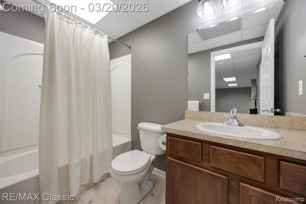 40548 Lenox Park Drive, Novi, MI 48377 — Photo 30