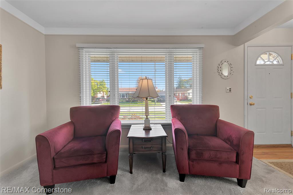8219 Roselawn Street, Westland, MI — Photo 9