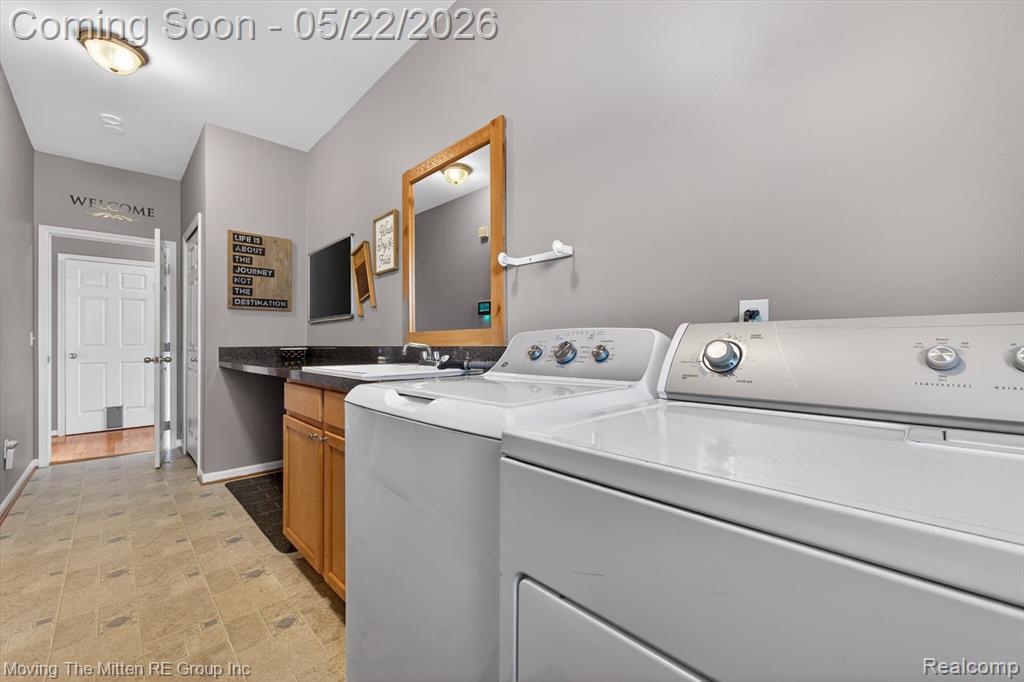 6575 Sadie Lane, Belleville, MI 48111 — Photo 45