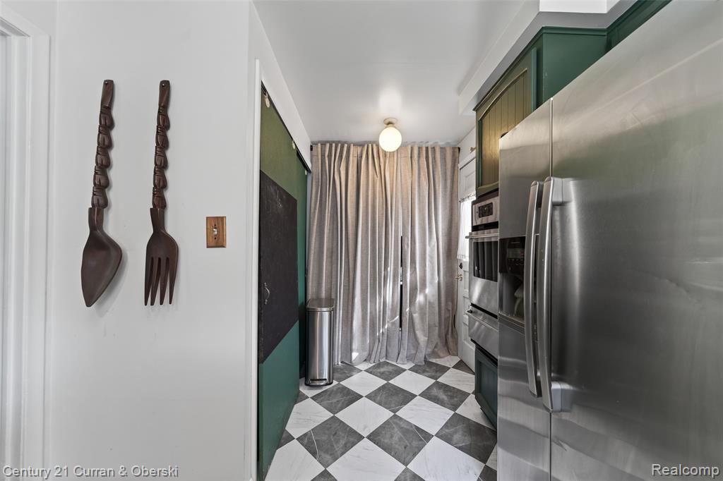 725 S Manitou Avenue, Clawson, MI — Photo 20