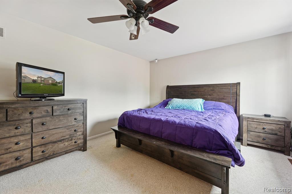 7366 MEADOW Lane, Ypsilanti, MI 48197 — Photo 31