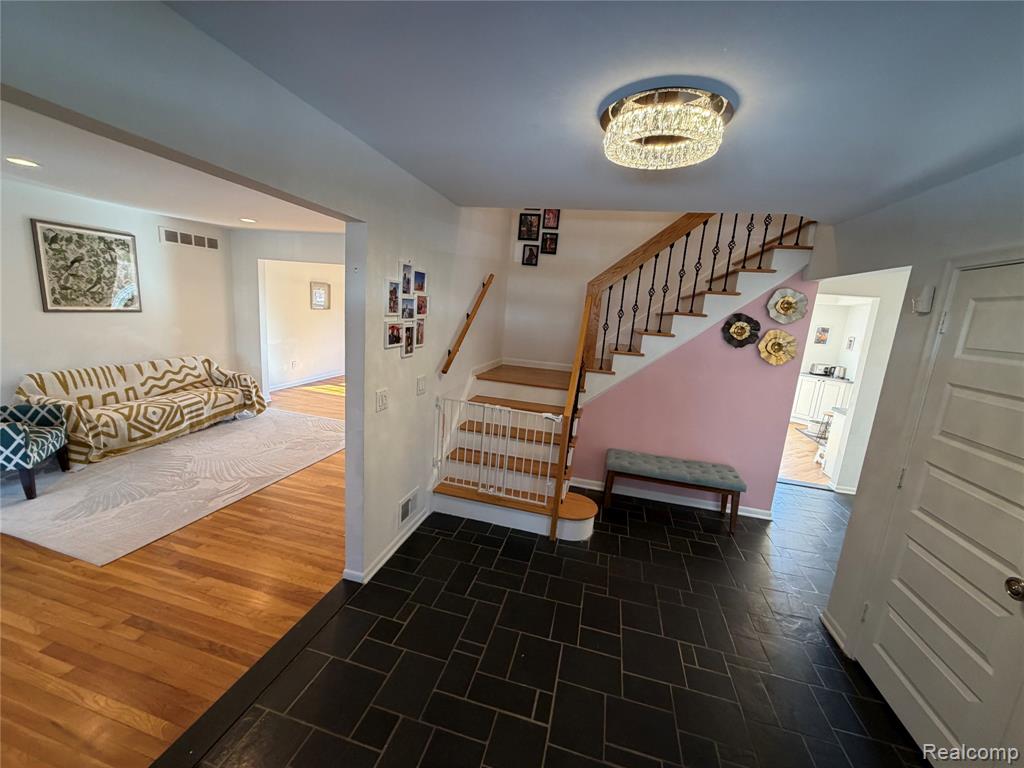 4205 Pinehurst Drive, West Bloomfield, MI — Photo 26