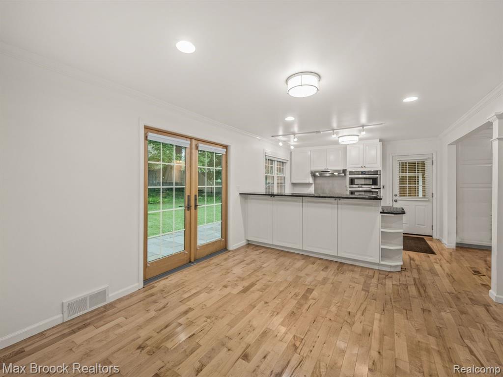 27180 WELLINGTON Road, Franklin, MI 48025 — Photo 10