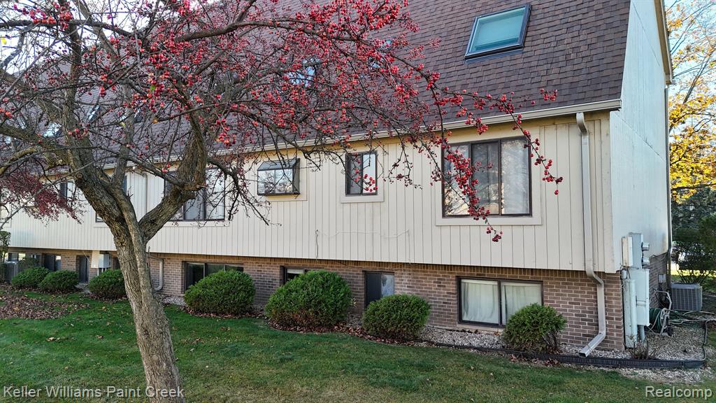42378 LOCHMOOR Street, Clinton Twp, MI 48038 — Photo 29
