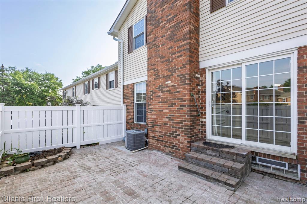 20809 W Glen Haven Circle, Novi, MI 48167 — Photo 28
