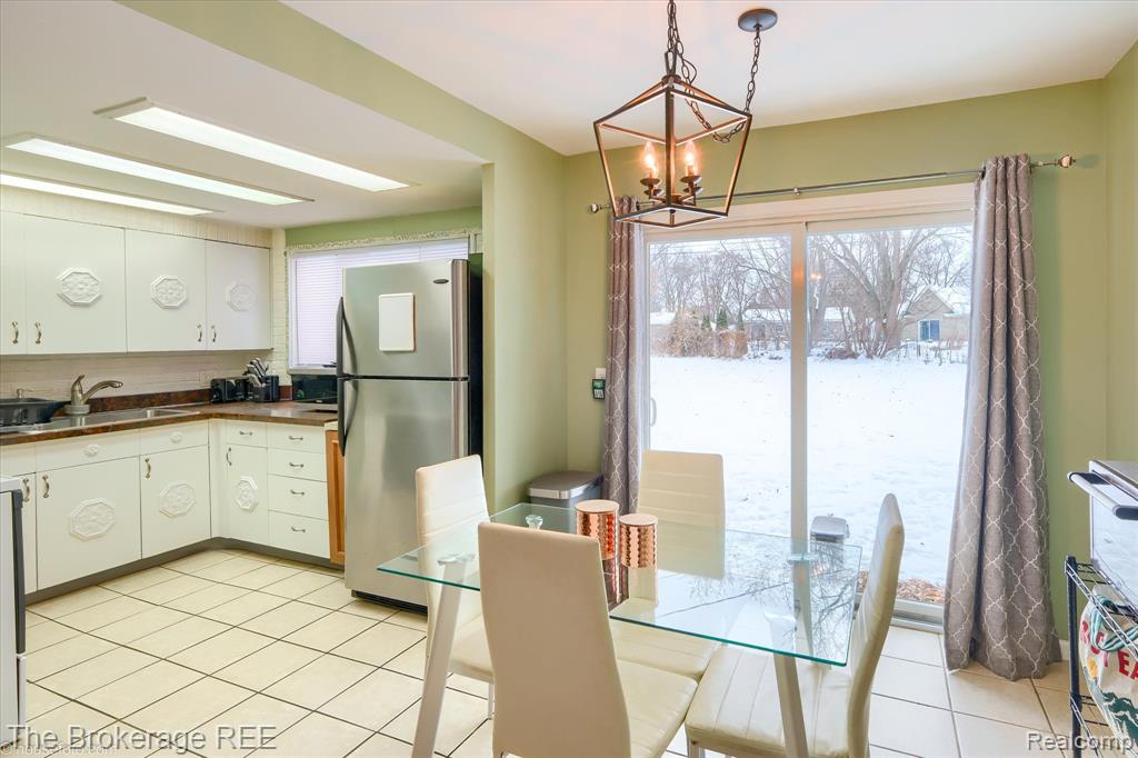6155 Westdale Drive, Grand Blanc, MI 48439 — Photo 18