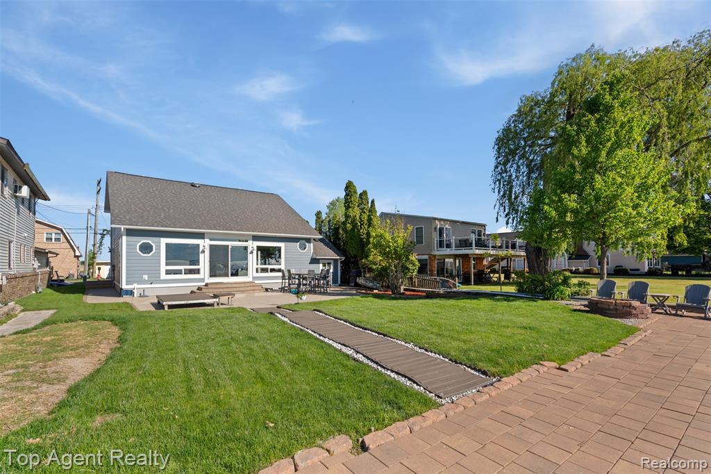 7910 ANCHOR BAY Drive, Clay, MI 48001 — Photo 41