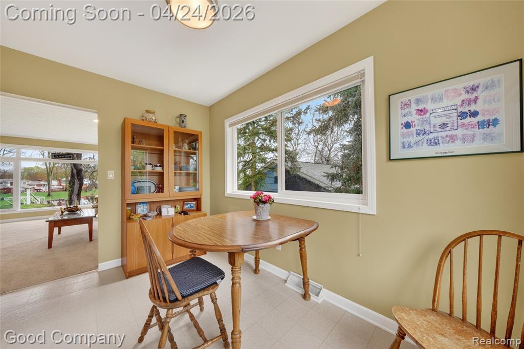 3463 Coseyburn Road, Waterford, MI 48329 — Photo 21