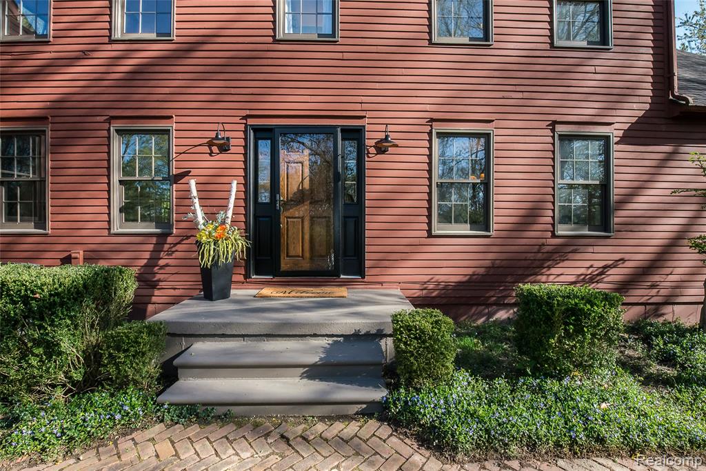 2694 WAYSIDE Drive, Ann Arbor, MI 48103 — Photo 10