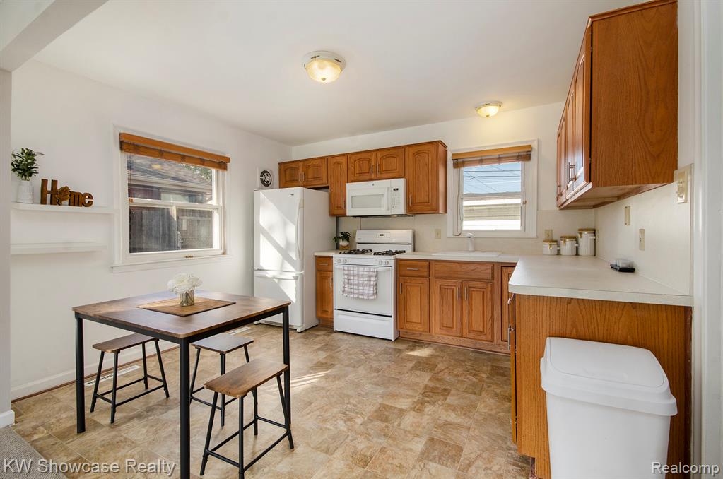 18582 Hamann Street, Riverview, MI 48193 — Photo 2
