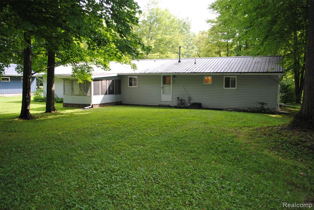 3103 Nokomis Trail, Clyde, MI 48049 — Photo 6
