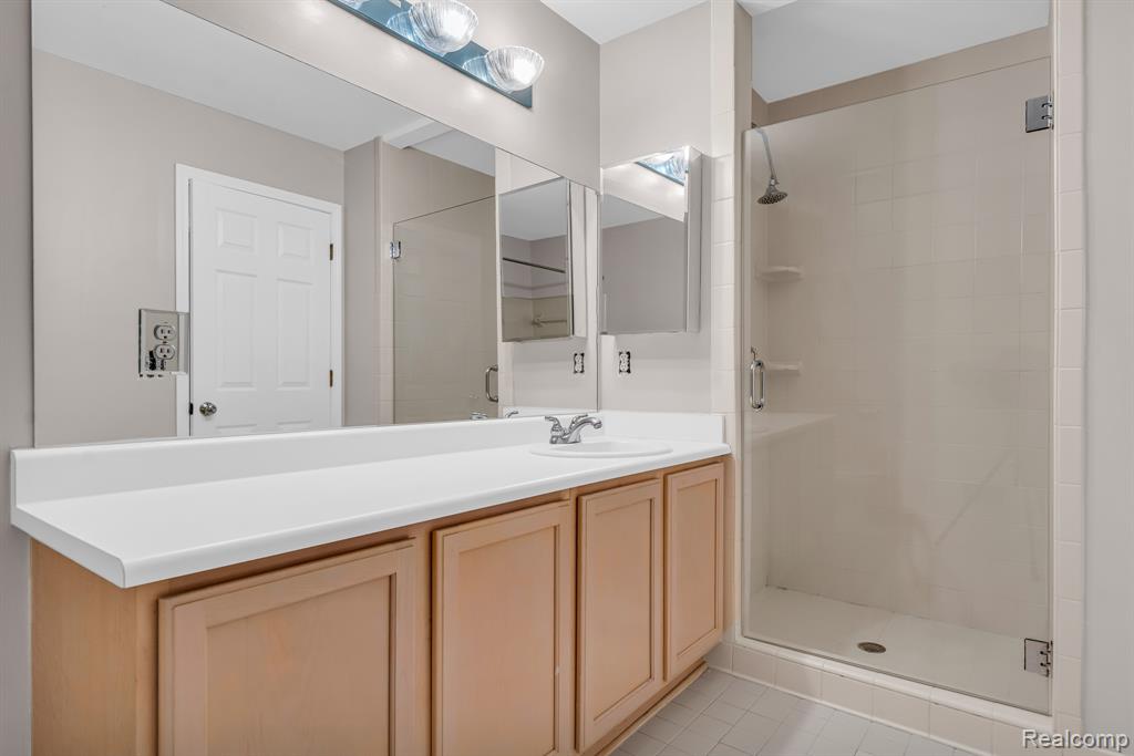 41699 Mitchell Road, Novi, MI — Photo 23