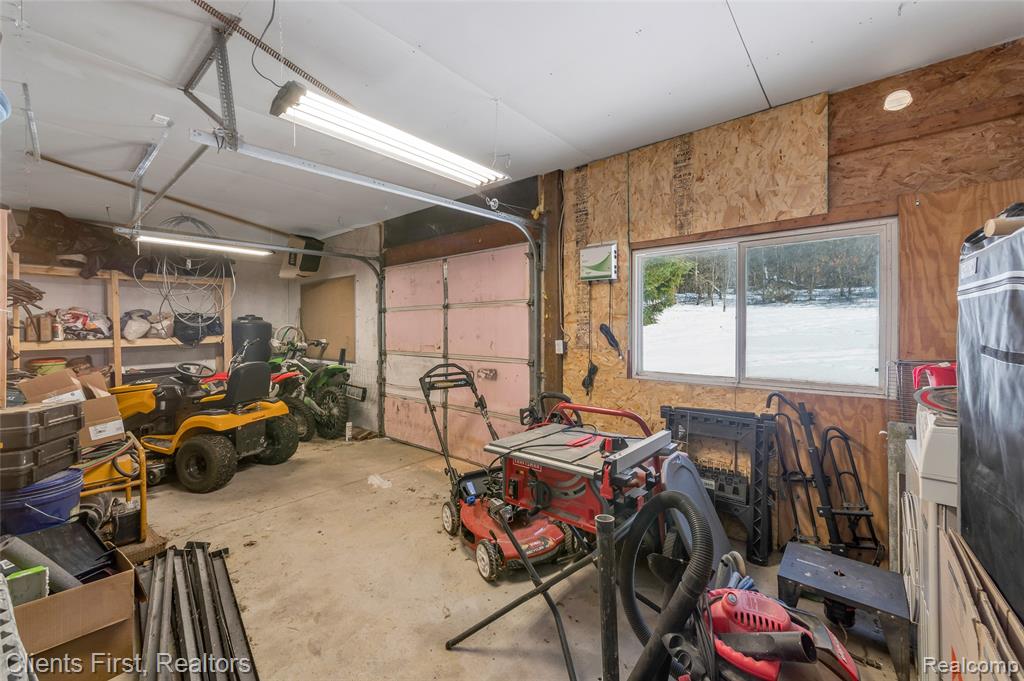 270 N Hurd Road, Ortonville, MI 48462 — Photo 27