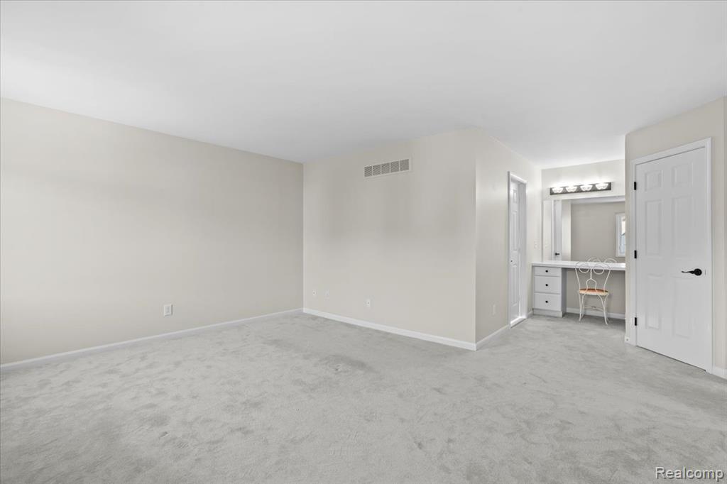 5747 Glen Creek Court, Ann Arbor, MI 48108 — Photo 27