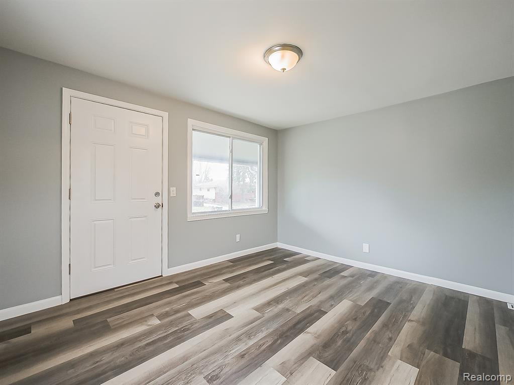 750 Scottwood Street, Pontiac, MI 48340 — Photo 2