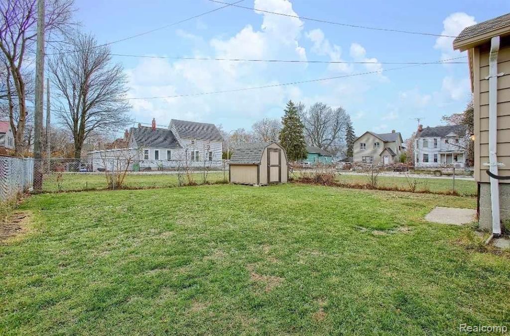 936 Pine Street, Port Huron, MI 48060 — Photo 25