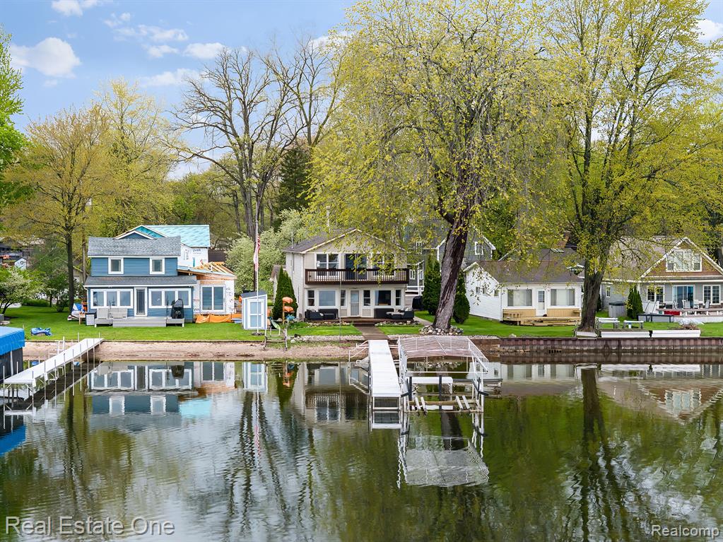 4825 Downing Drive, Pinckney, MI 48169 — Photo 2
