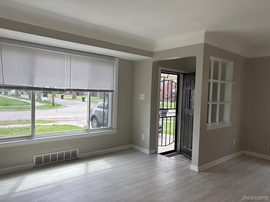 10078 Heyden Court, Detroit, MI 48228 — Photo 3