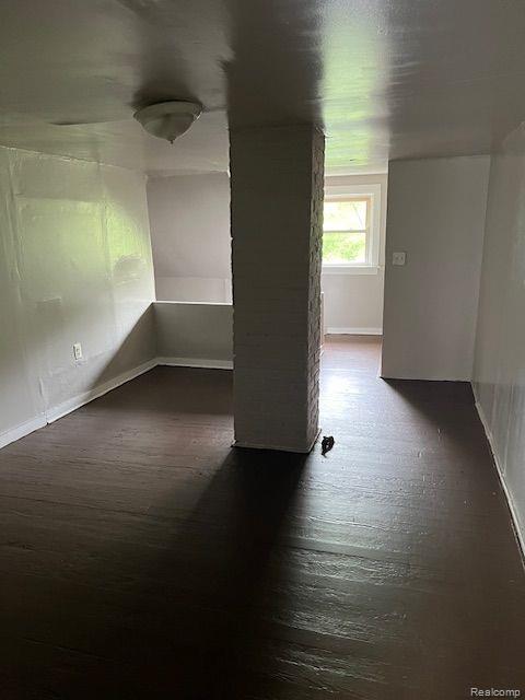 4532 FISCHER Street, Detroit, MI 48214 — Photo 9