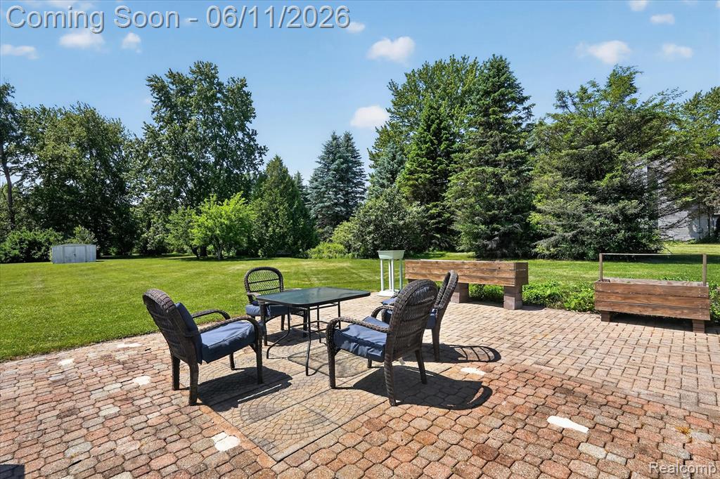 5464 E Maple Avenue, Grand Blanc, MI 48439 — Photo 36