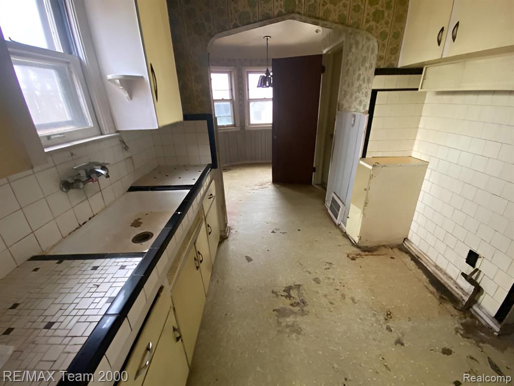 20091 Annott Street, Detroit, MI, 48205