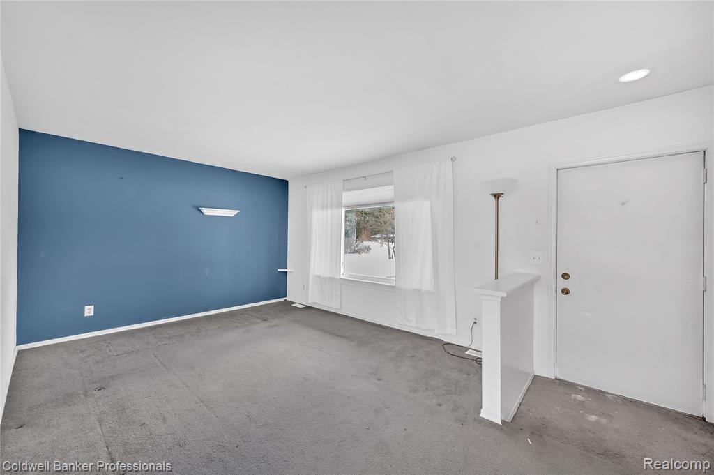 4331 Jones Road, North Branch, MI 48461 — Photo 11