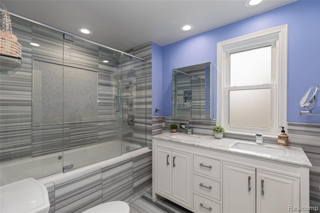 10504 Borgman Avenue, Huntington Woods, MI — Photo 19