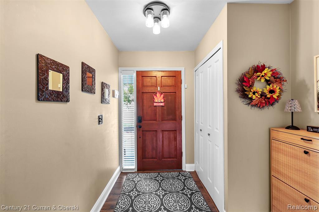 44127 Arlington Road, Canton, MI 48187 — Photo 4