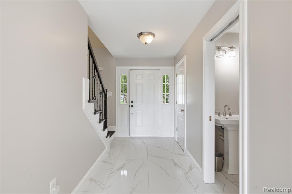 8873 Northern Avenue, Plymouth, MI 48170 — Photo 21