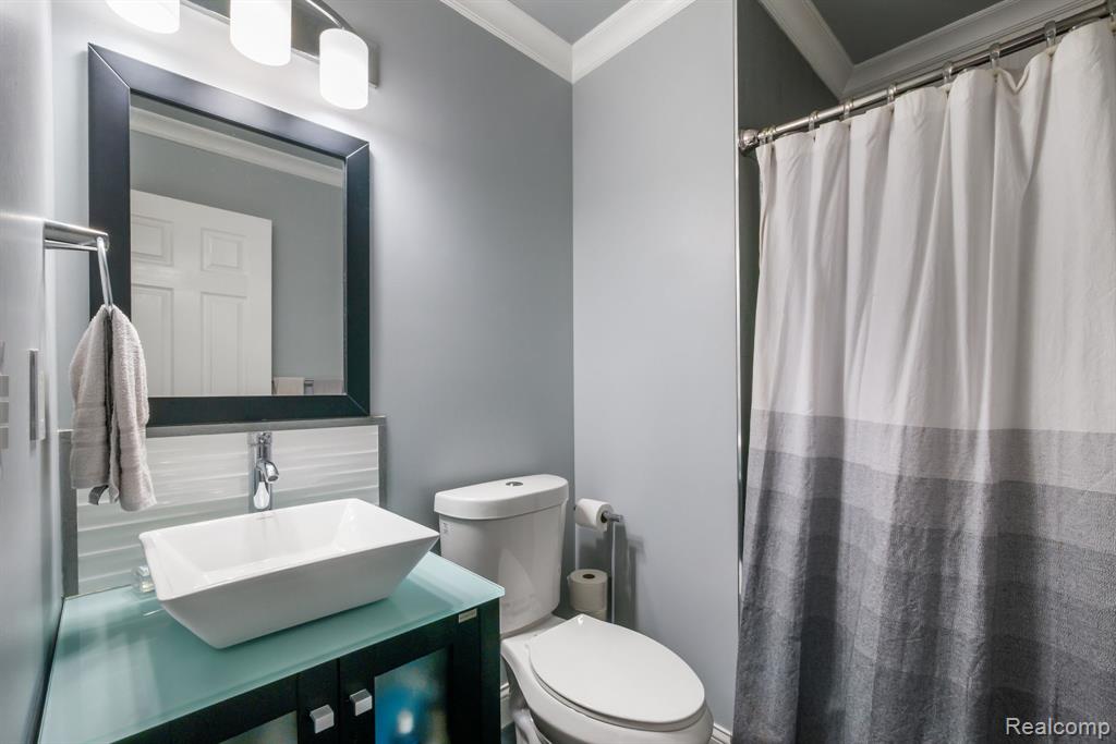 49248 Berkshire Drive, Chesterfield, MI 48047 — Photo 28