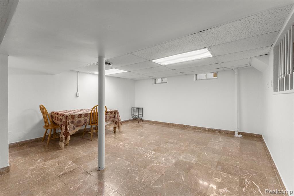 6305 ARCHDALE Street, Detroit, MI 48228 — Photo 22
