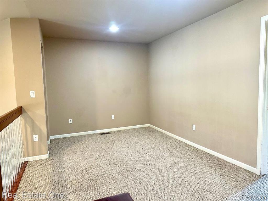 969 Grand Vista Court, Troy, MI 48085 — Photo 11