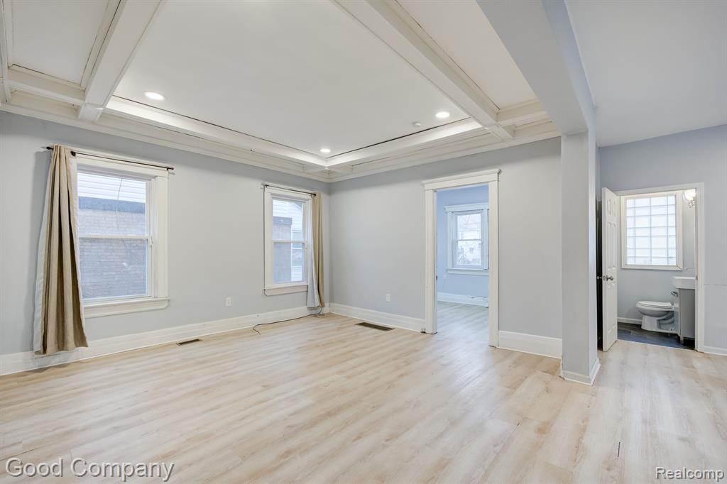 849 CHALMERS Street, Detroit, MI 48215 — Photo 9