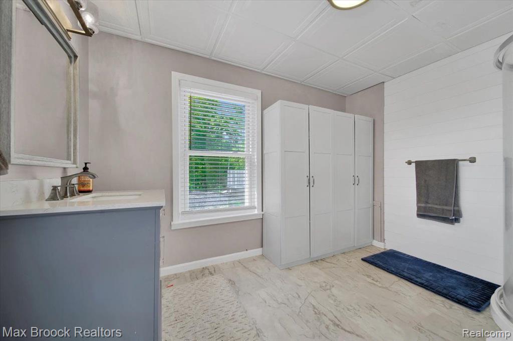 8360 Parker, Saline, MI 48176 — Photo 7