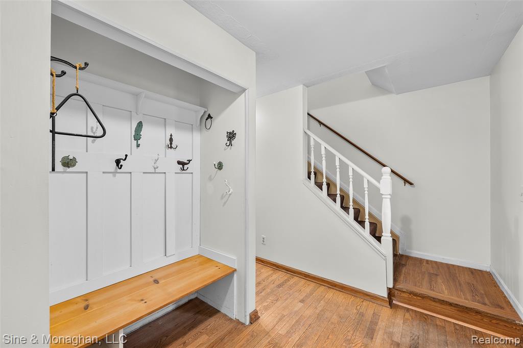550 Hillcliff Drive, Waterford, MI 48328 — Photo 6