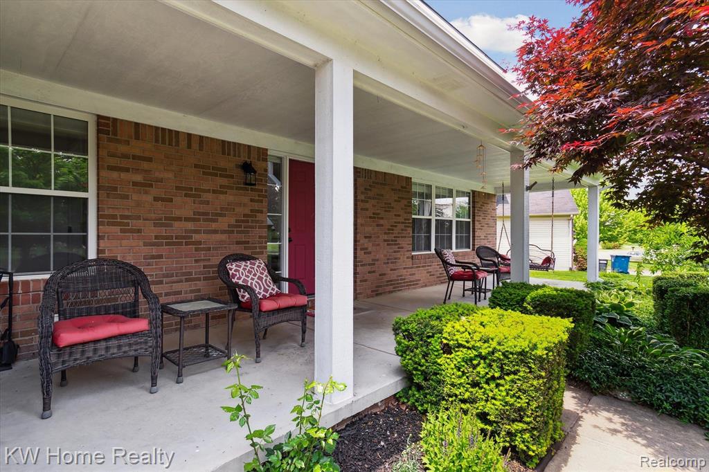 4672 NUTMEG Drive, Ypsilanti, MI 48197 — Photo 4