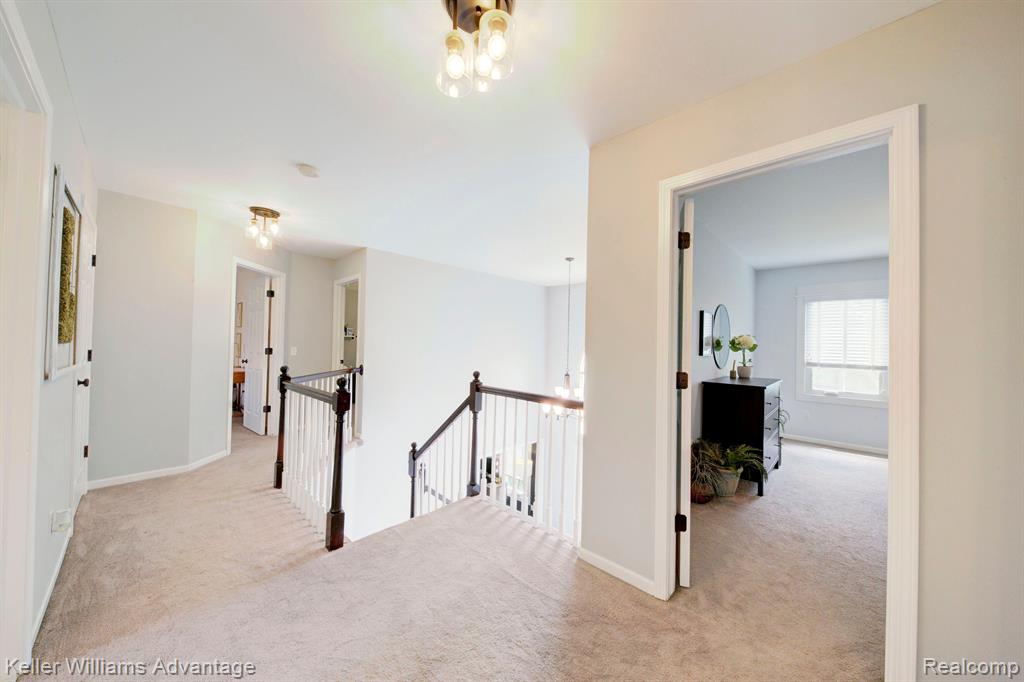 47694 EDINBURGH Drive, Plymouth, MI 48170 — Photo 35