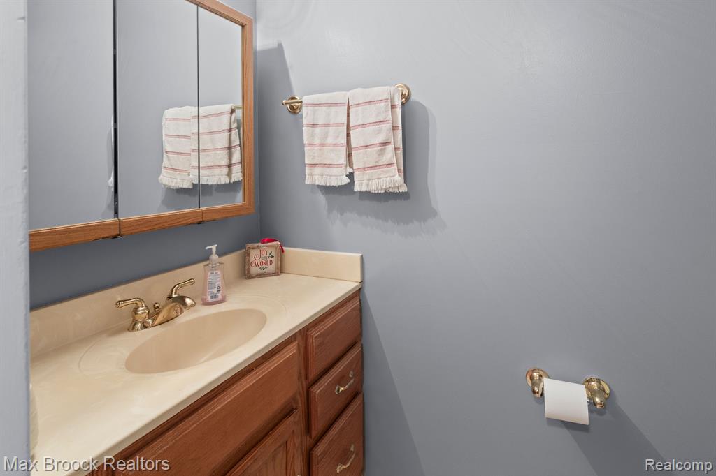 5005 CROOKS Road, 34, Royal Oak, MI 48073 — Photo 15