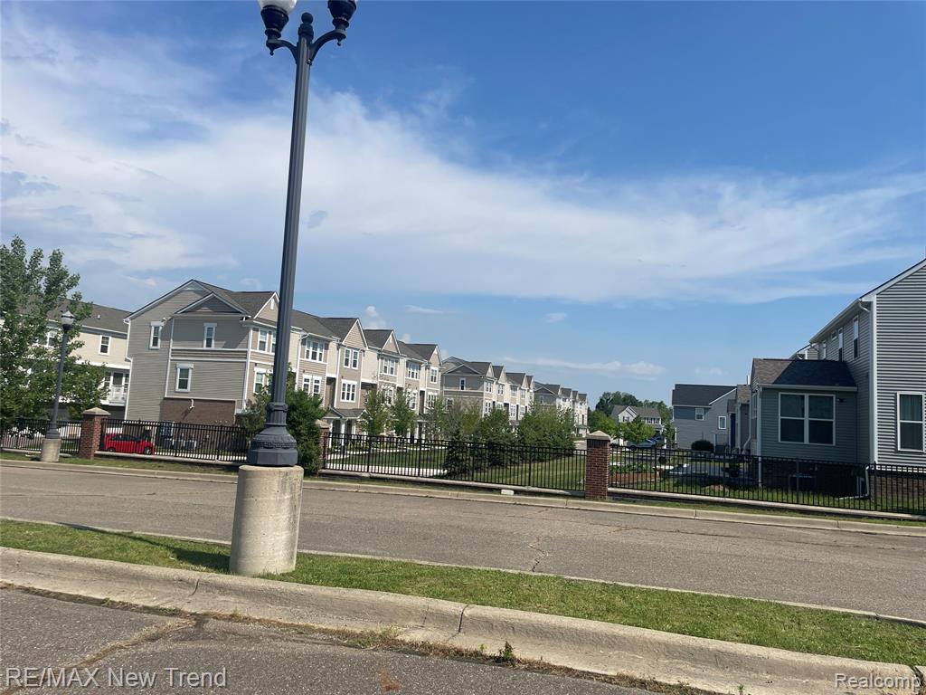 205 Monument Lane, Wixom, MI 48393 — Photo 26