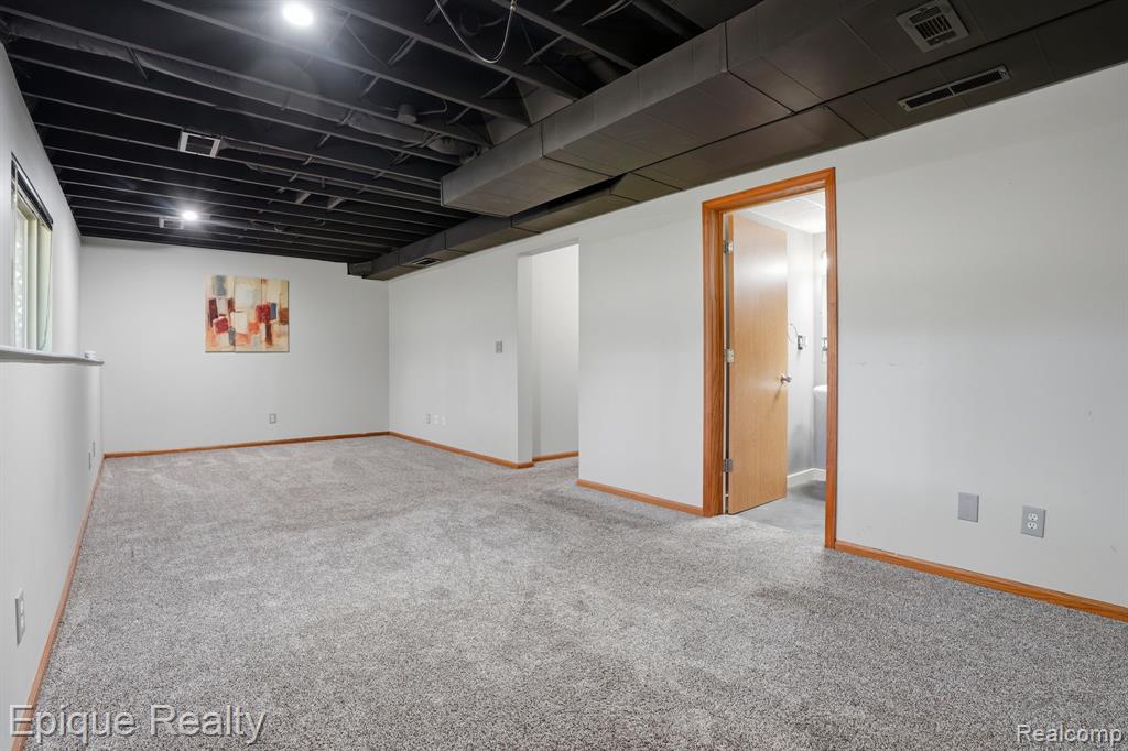 825 Summer Creek Court SE, Grand Rapids, MI 49508 — Photo 22