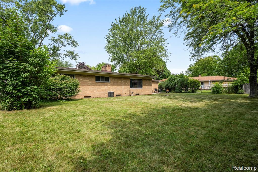 1468 Sauk Lane, Saginaw, MI 48638 — Photo 3