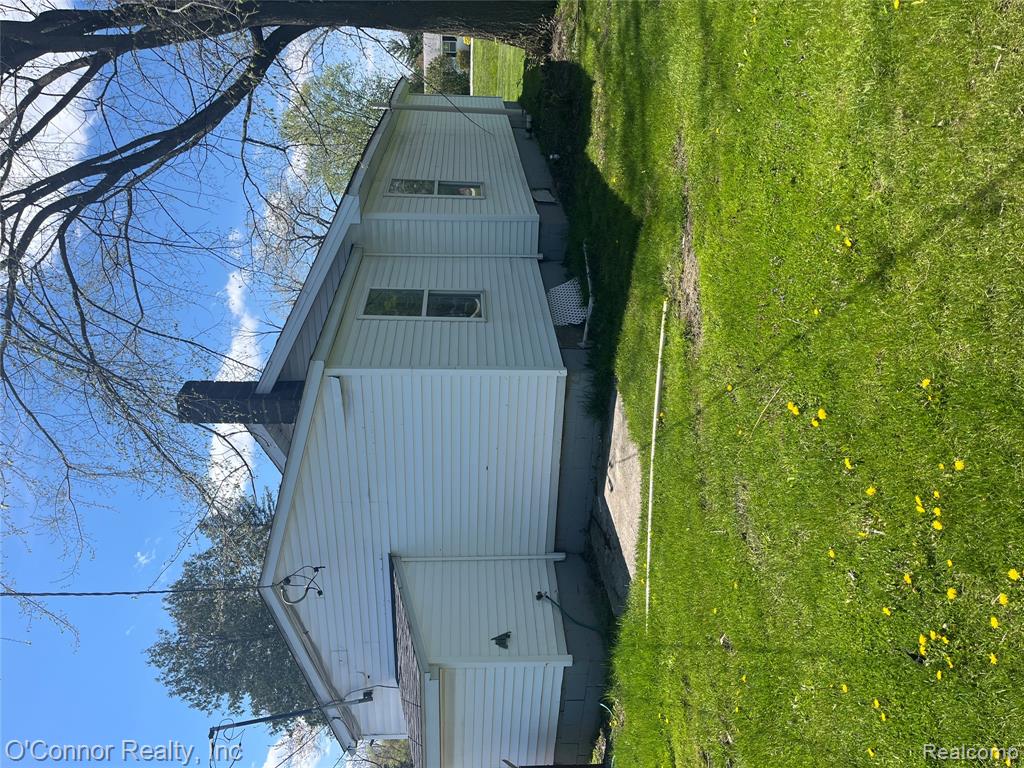 1908 Range Road, Port Huron, MI 48060 — Photo 12