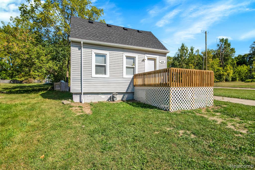 53 OAKHILL Street, Pontiac, MI 48342 — Photo 2