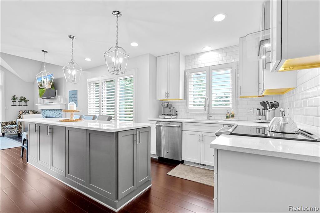 45357 Stonehedge Drive, Plymouth, MI 48170 — Photo 10