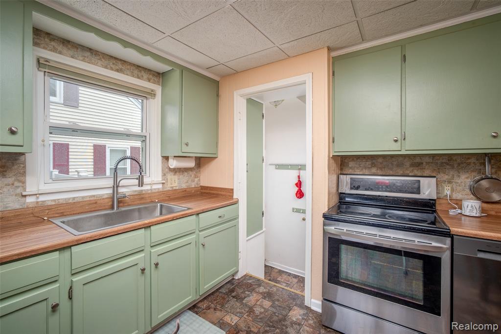 2252 Tyler Avenue, Berkley, MI 48072 — Photo 10